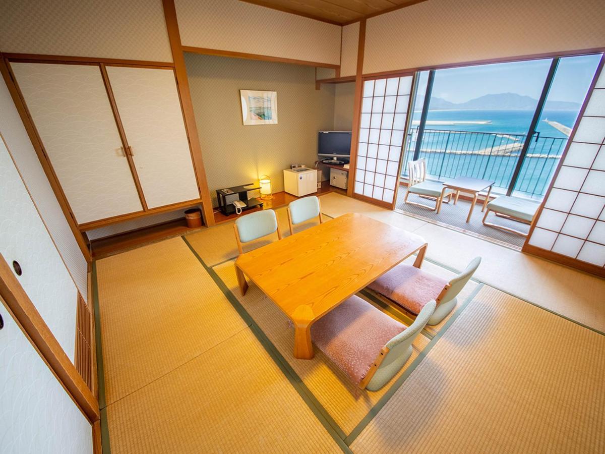 Kokumin Shukusha Marine Terrace Ashiya Hotel Китакушу Екстериор снимка